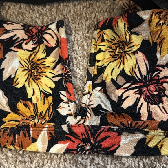 NWT - Billabong Multicolor Floral Bikini - Picture 8 of 11